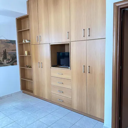 Marias Traditional House Vati Ferienhaus *